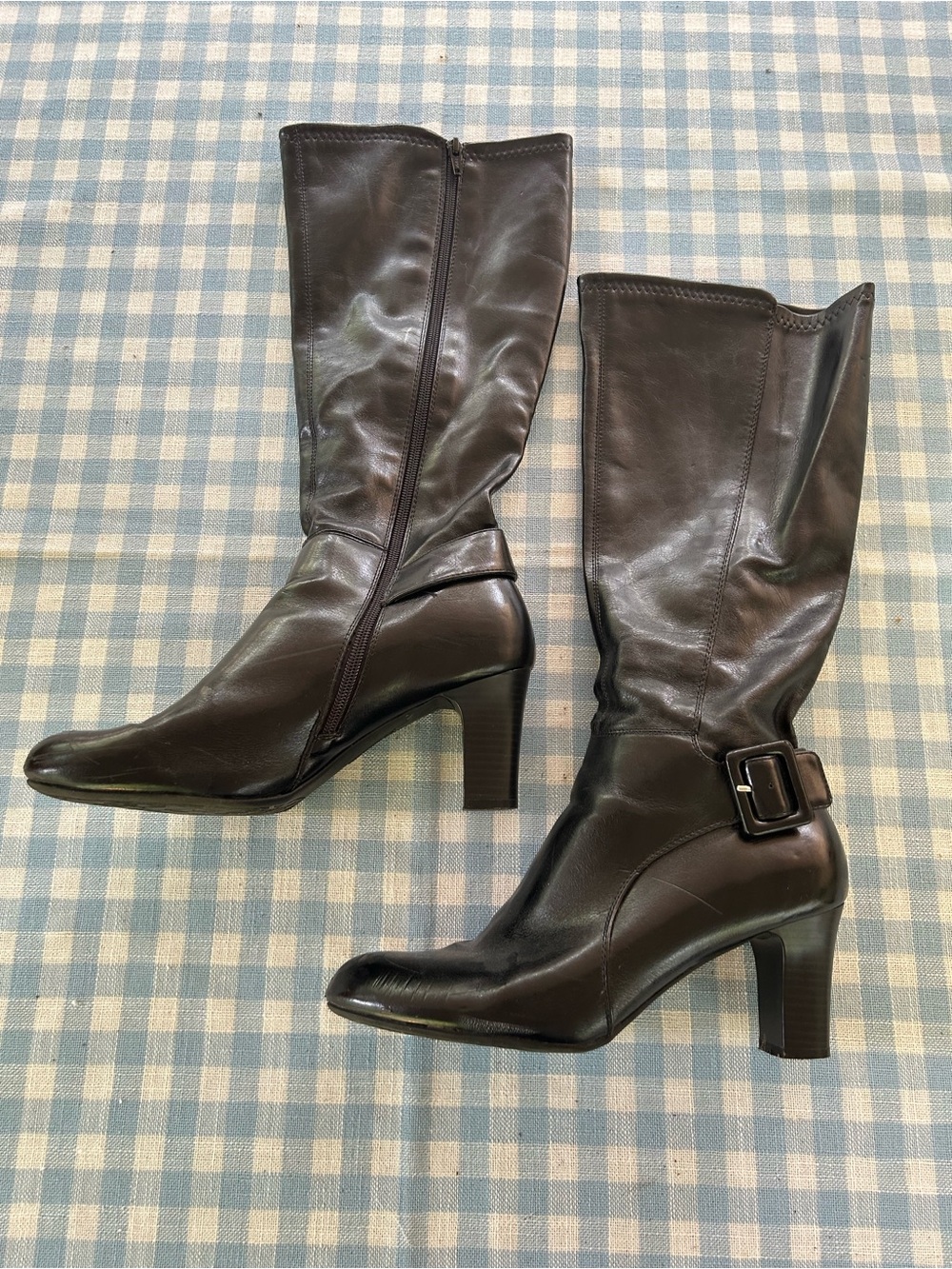 Kohl's Women's Black Mid-Calf Heeled Boots with Buckle